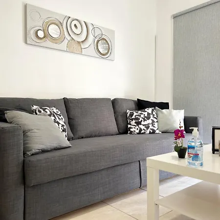 Albert's Marina 15 Apartment